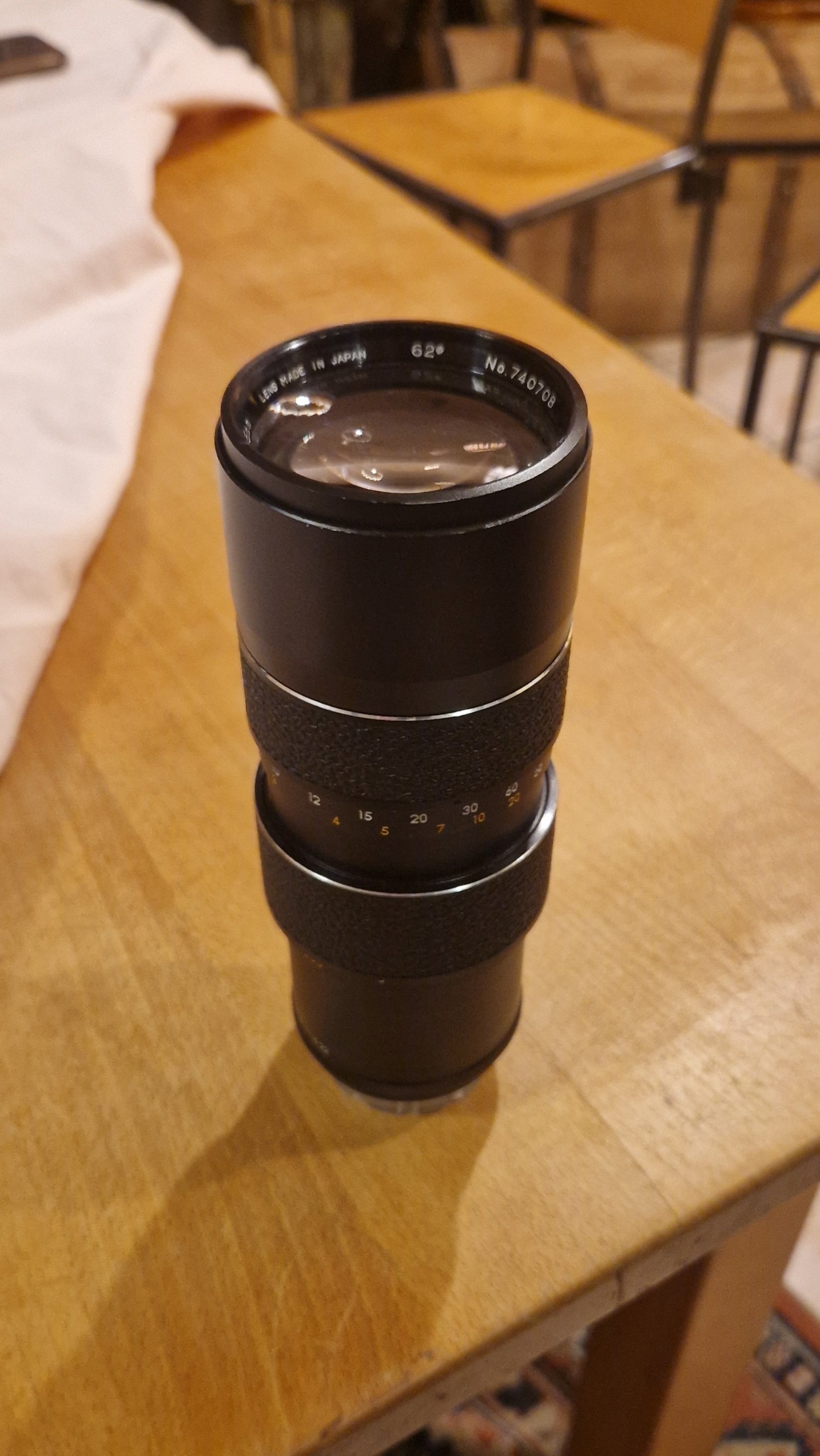 Auto Revuenon 135mm f/2.8 Teleobjektiv – M42 – Made in Japan - Artikelbild von Fummel & Gedöns Secondhand-Store