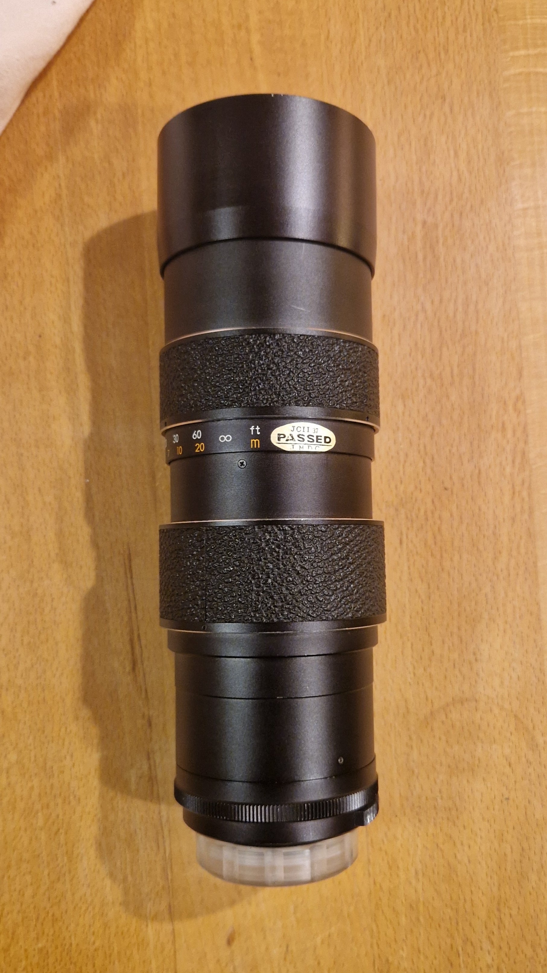 Auto Revuenon 135mm f/2.8 Teleobjektiv – M42 – Made in Japan - Artikelbild von Fummel & Gedöns Secondhand-Store