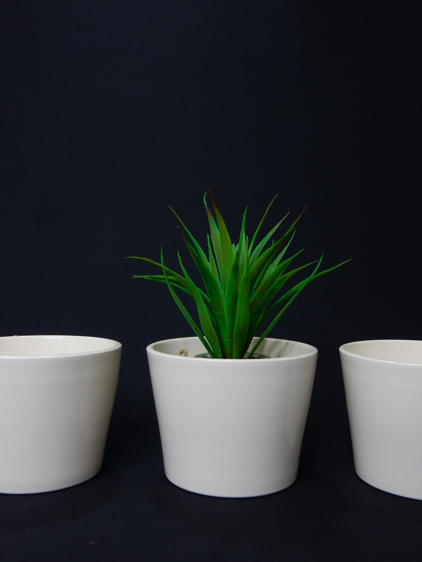 Blumentopf weiß konkav