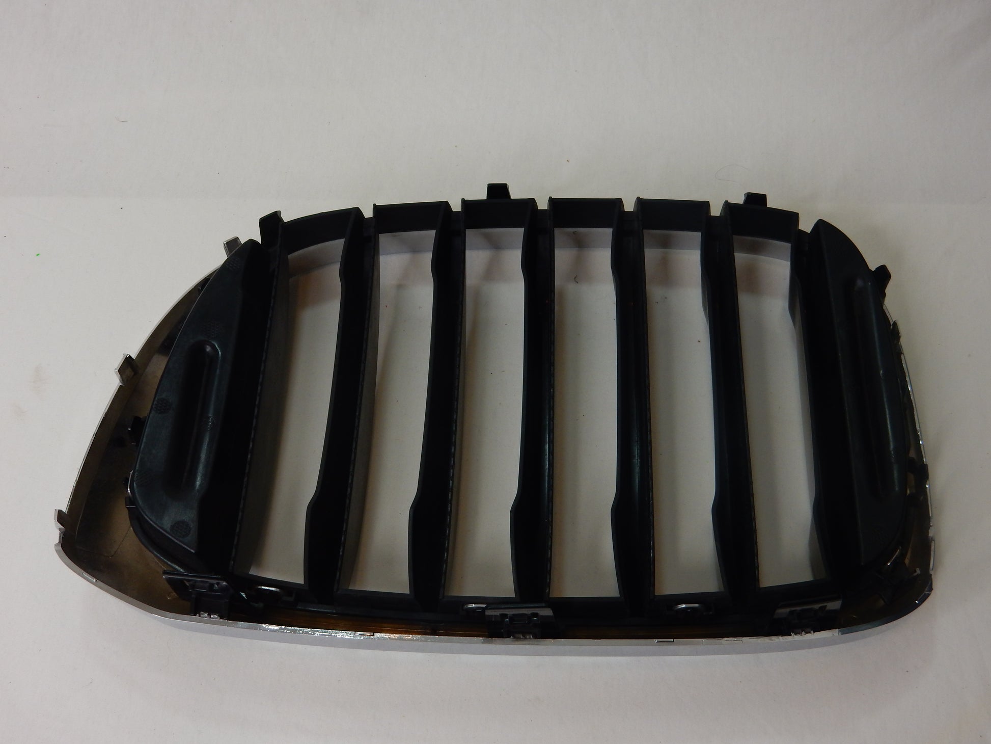ORIGINAL BMW M Performance Kühlergrill Niere Schwarz X2 F39 - Artikelbild von Fummel & Gedöns Secondhand-Store