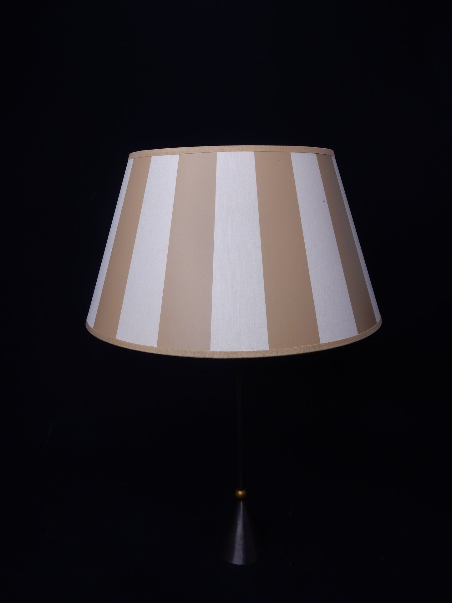 Lampenschirm rund für Tischlampe - E27 - gestreift - beige/weiß