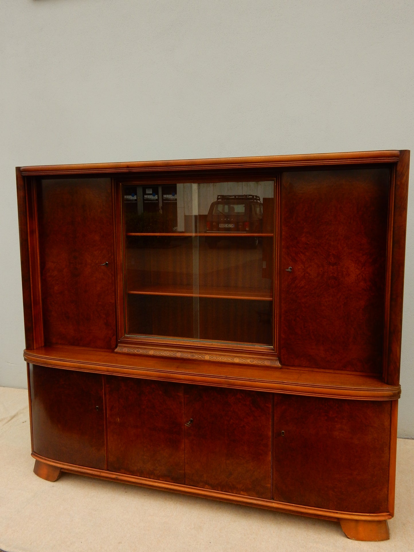Art-Deco / Mid-Century Anrichte mit Vitrinenaufsatz