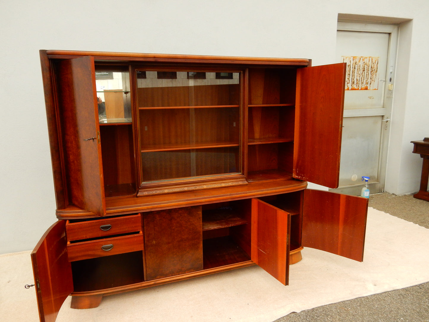 Art-Deco / Mid-Century Anrichte mit Vitrinenaufsatz