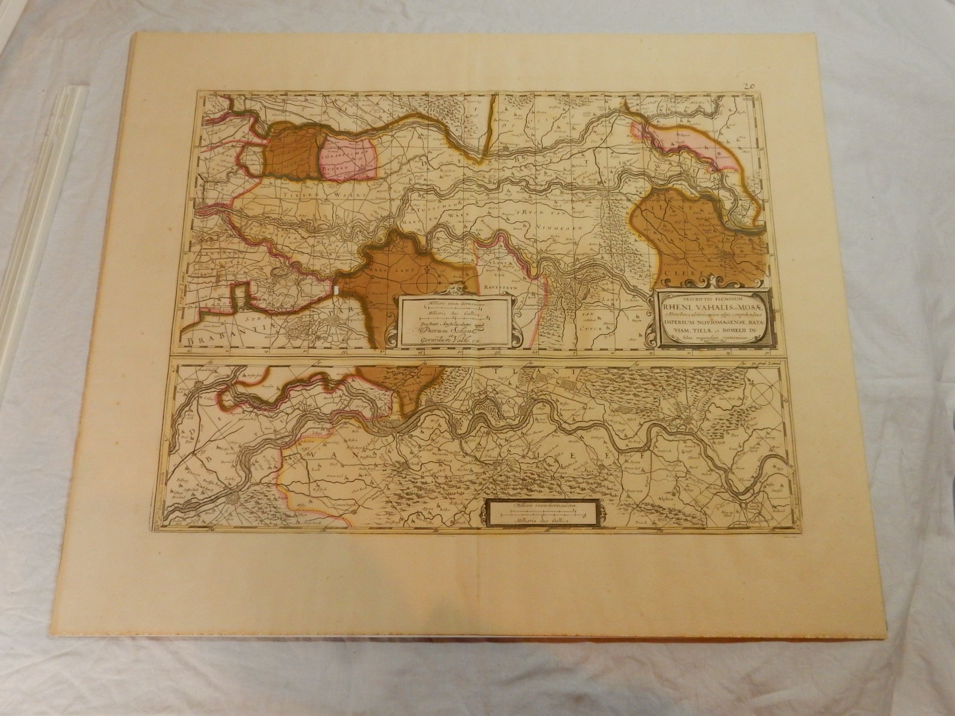 "Descriptio Fluminum Rheni, Vahalis et Mosae" - Kupferstich 17. Jhdt. - Artikelbild von Fummel & Gedöns Secondhand-Store