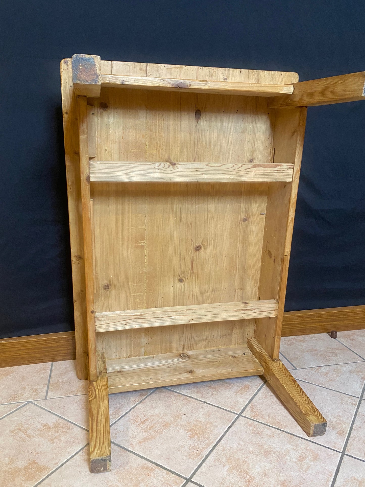 Vintage Landhausstil-Wohnzimmertisch aus Holz