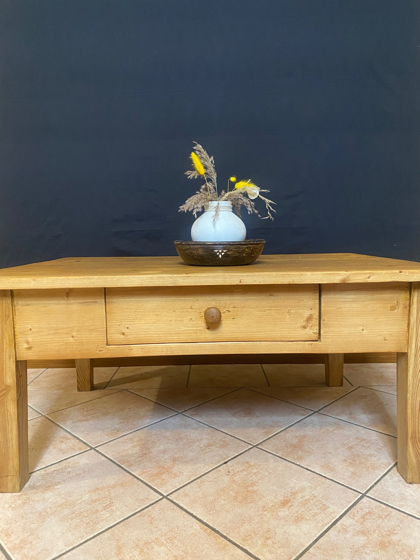 Vintage Landhausstil-Wohnzimmertisch aus Holz