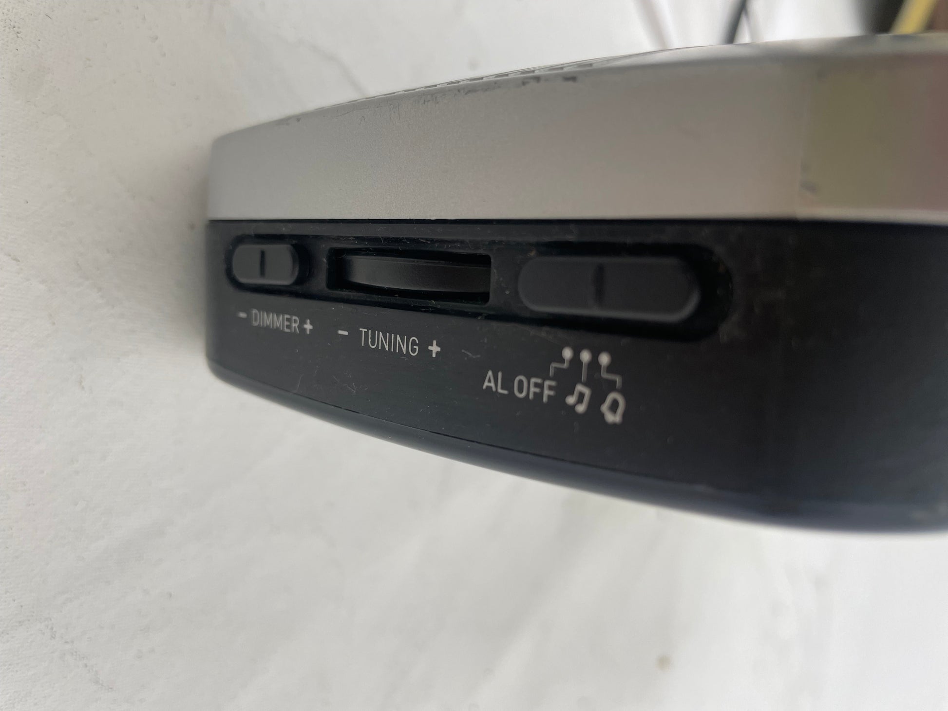 Grundig Sonoclock Radiowecker - Artikelbild von Fummel & Gedöns Secondhand-Store