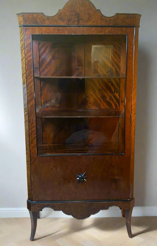 Antike Nussholz-Vitrine - 19. Jhdt.