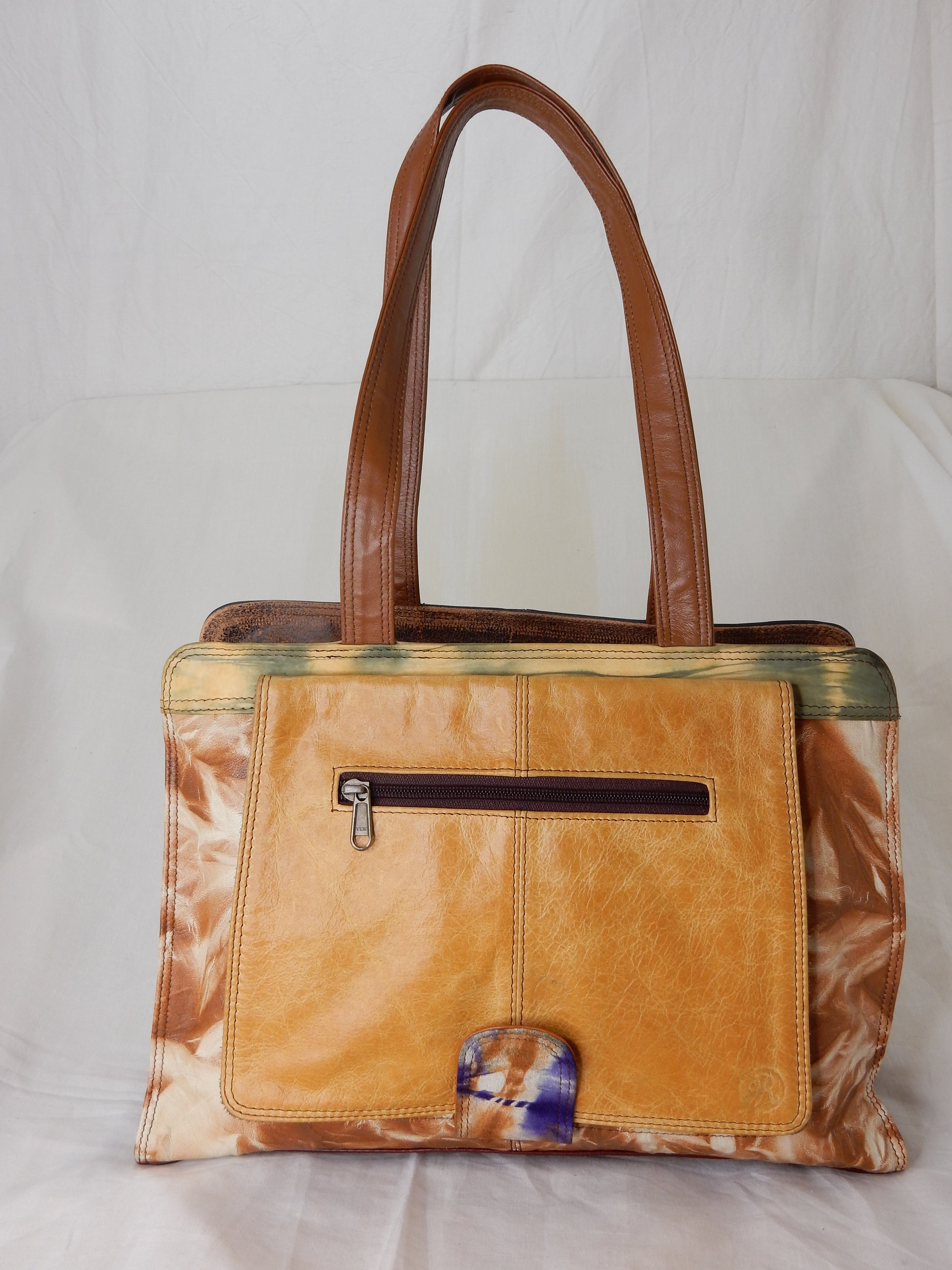 Handtasche "Incredible Range" - Artikelbild von Fummel & Gedöns Secondhand-Store