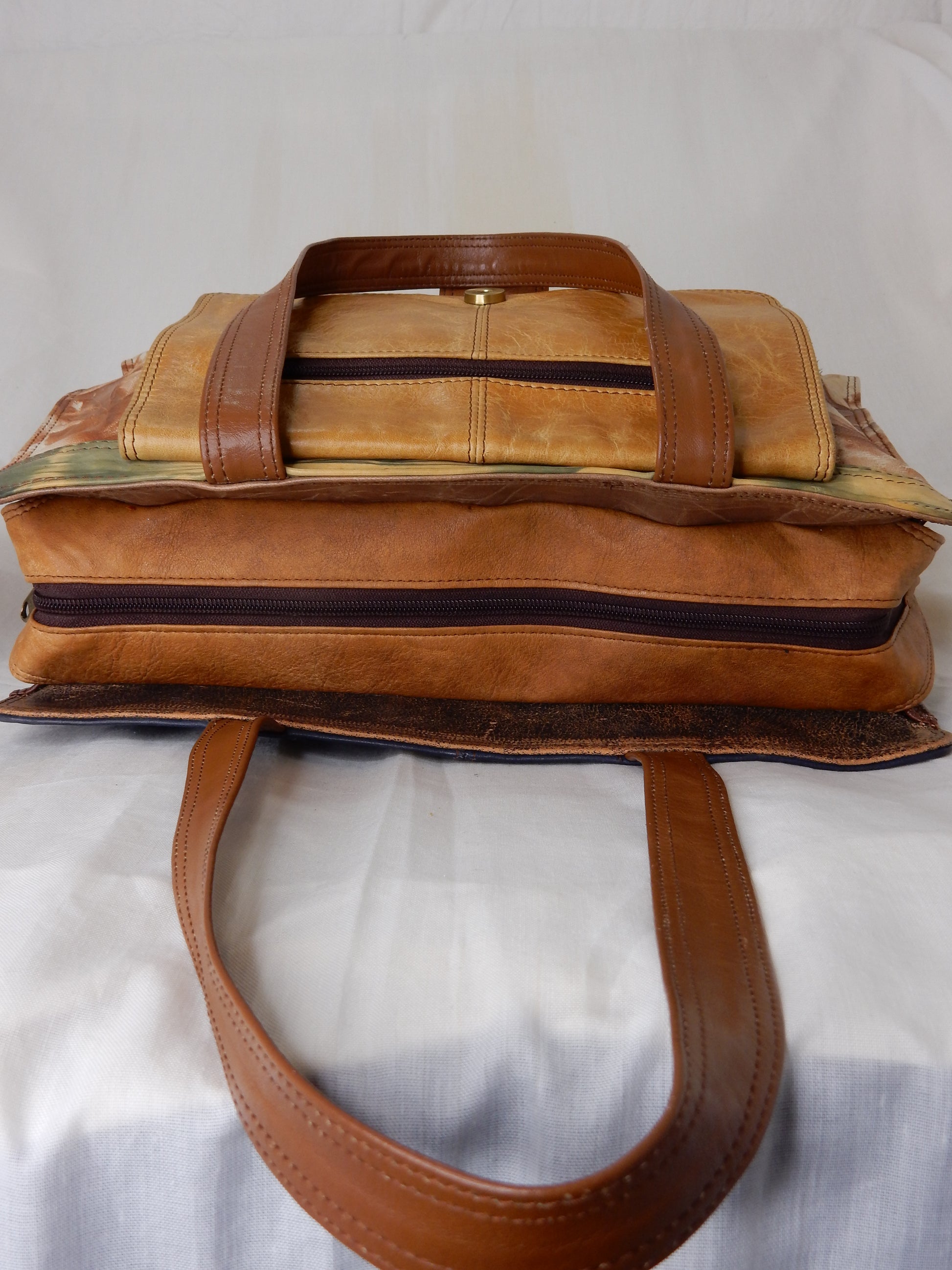 Handtasche "Incredible Range" - Artikelbild von Fummel & Gedöns Secondhand-Store