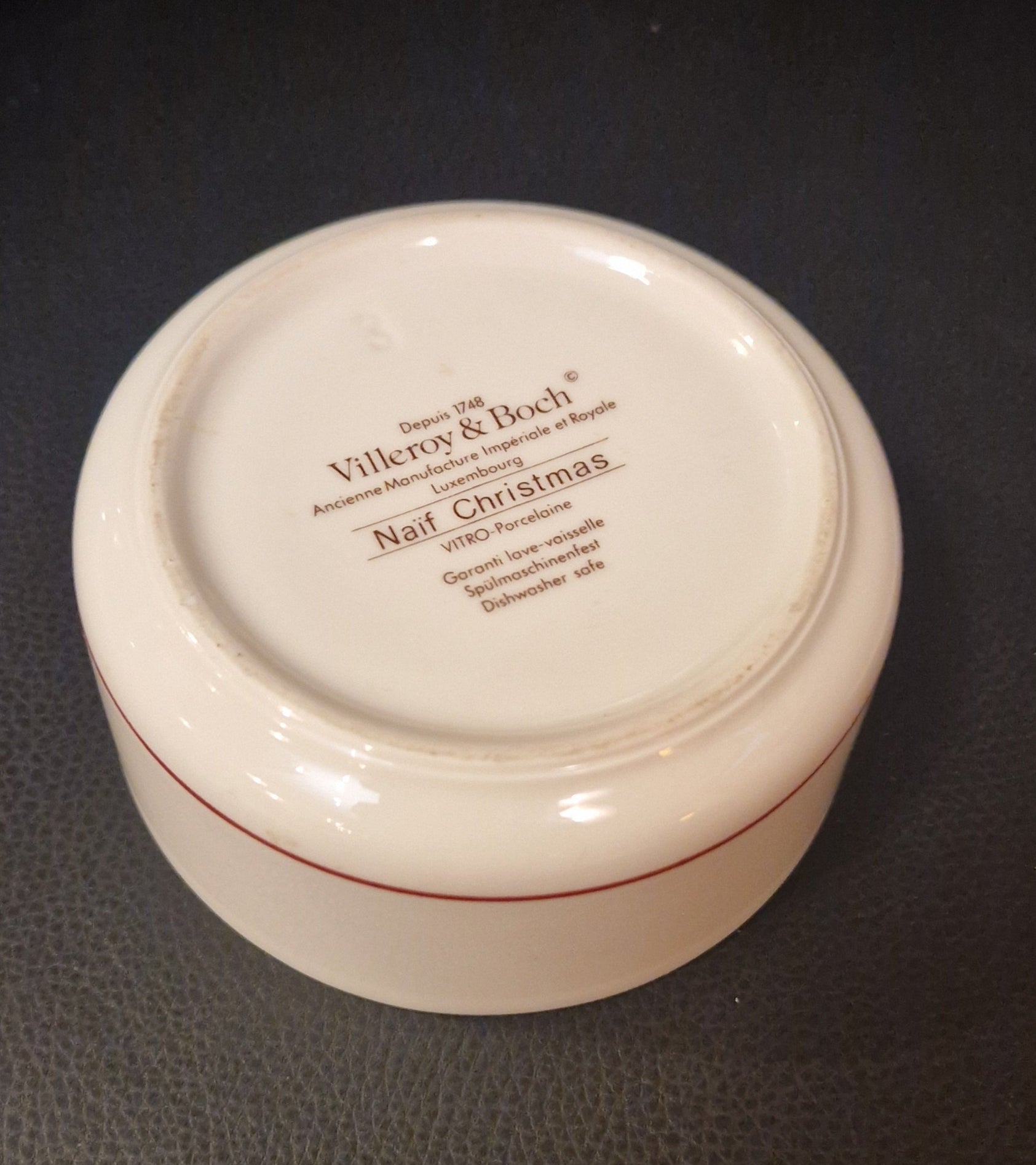 Vintage Porzellan-Dose Villeroy & Boch - Naif Christmas - Artikelbild von Fummel & Gedöns Secondhand-Store