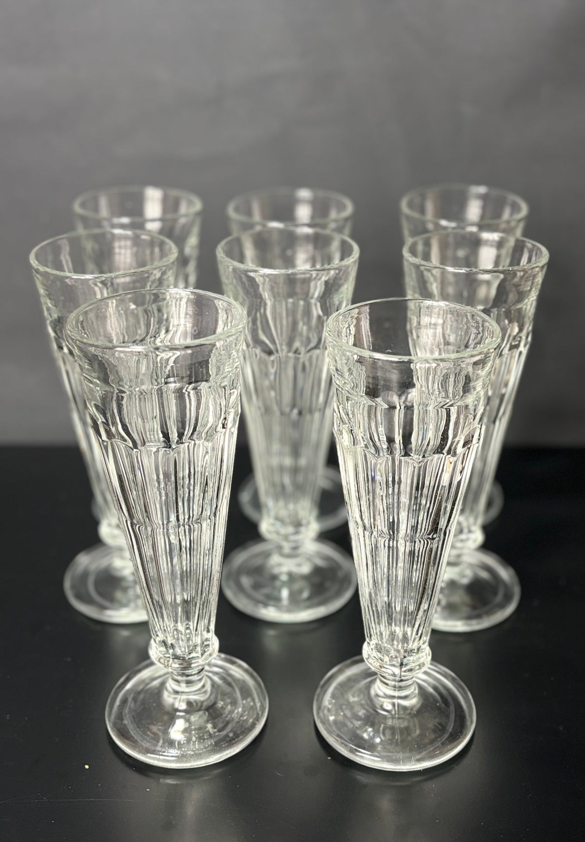 HEISEY Priscilla Stem 351 – 8 oz Pilsner-Biergläser aus transparentem Pressglas – Produktfoto 1