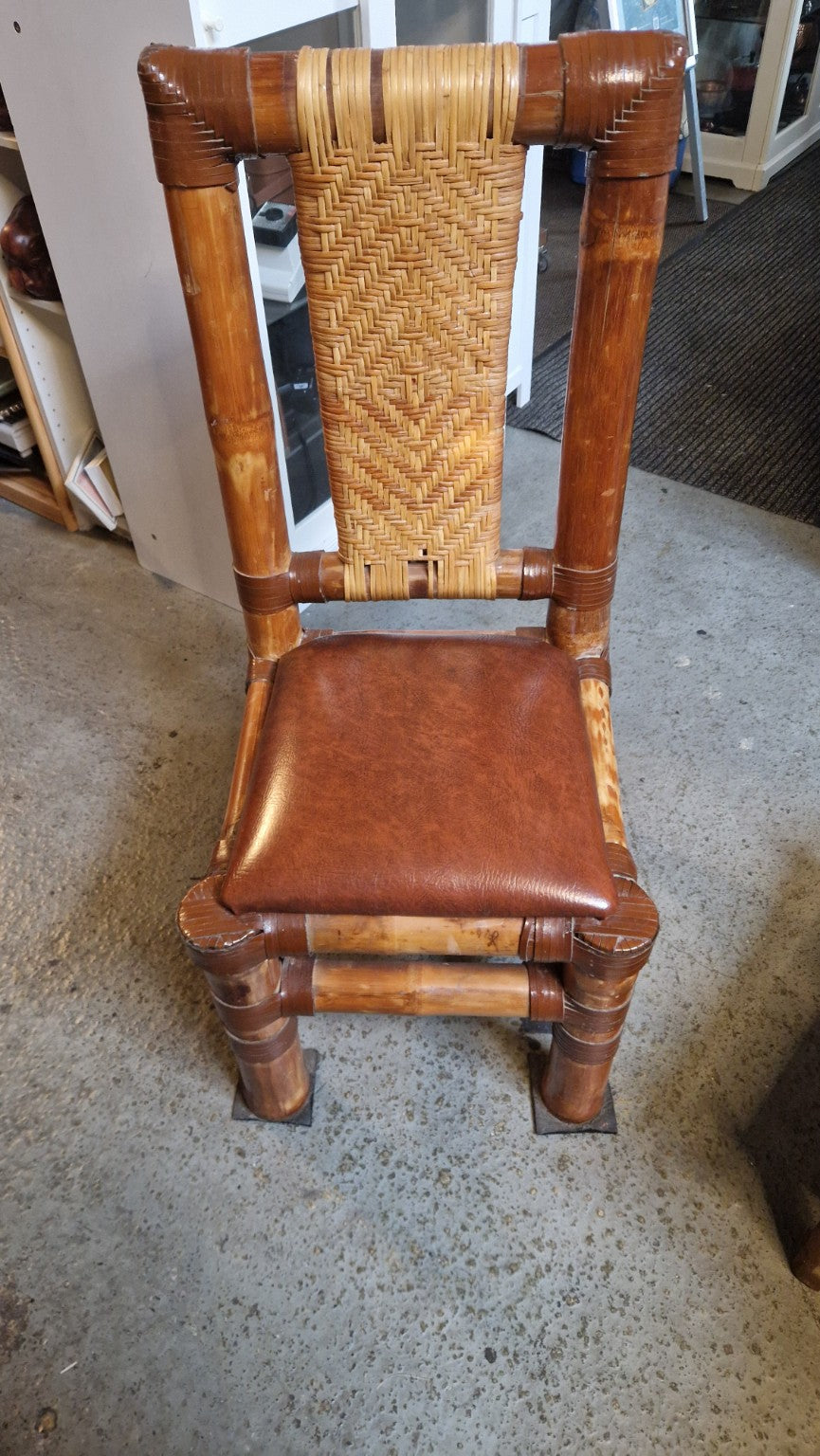 Vintage Bambus-Stuhl mit echtem Leder & Rattan – handgefertigt