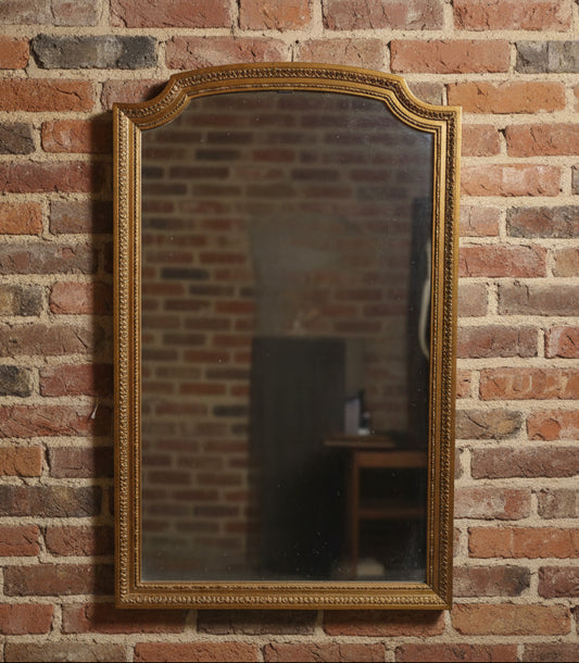 Wandspiegel von DeKnudt in Goldrahmen