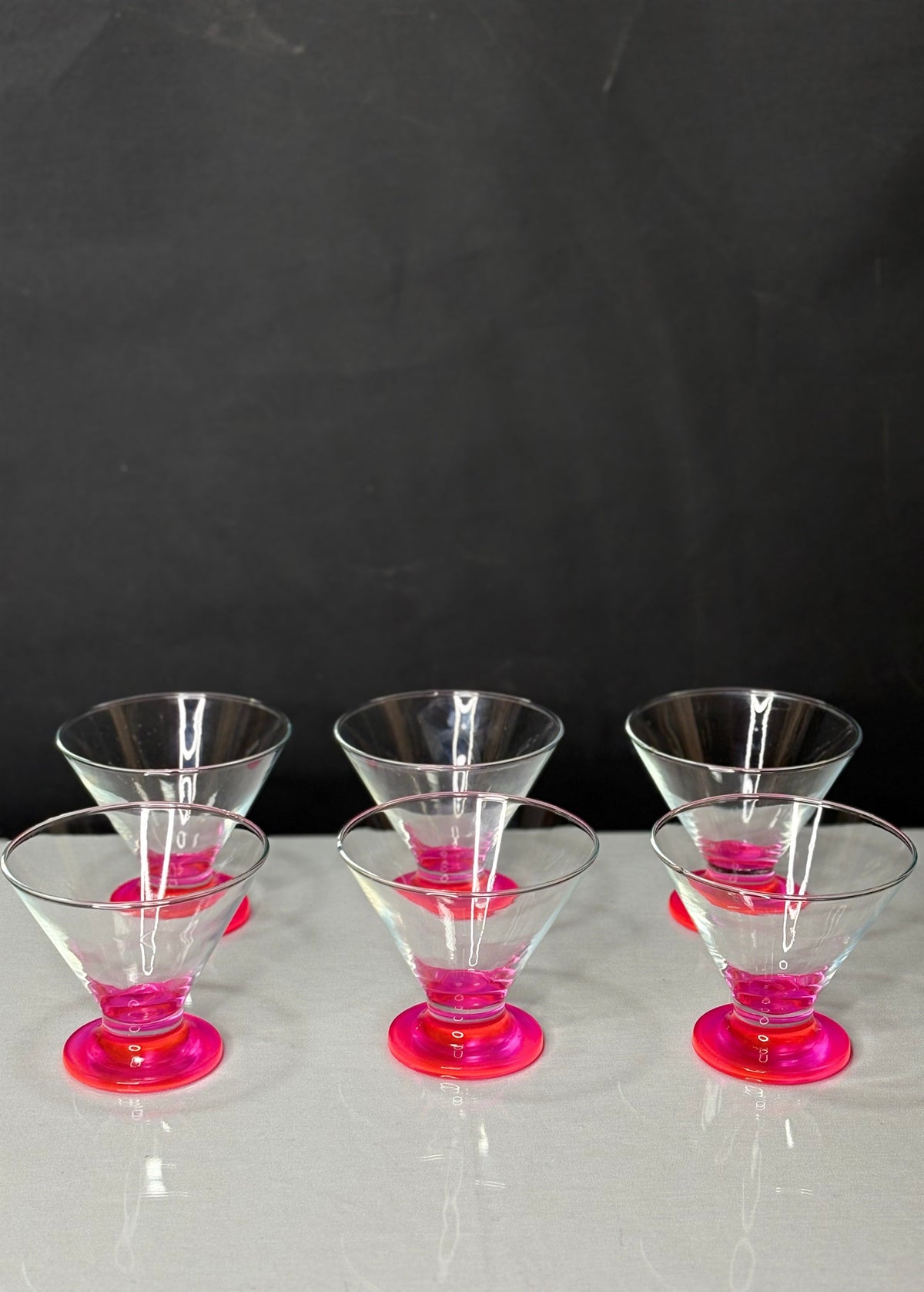 Vintage Dessertschale mit pinkfarbenem Fuß - Artikelbild von Fummel & Gedöns Secondhand-Store