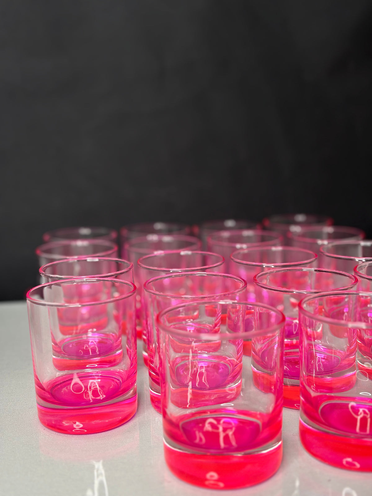 18 fluoreszierende pinke Vintage-Trinkgläser – Produktfoto 2
