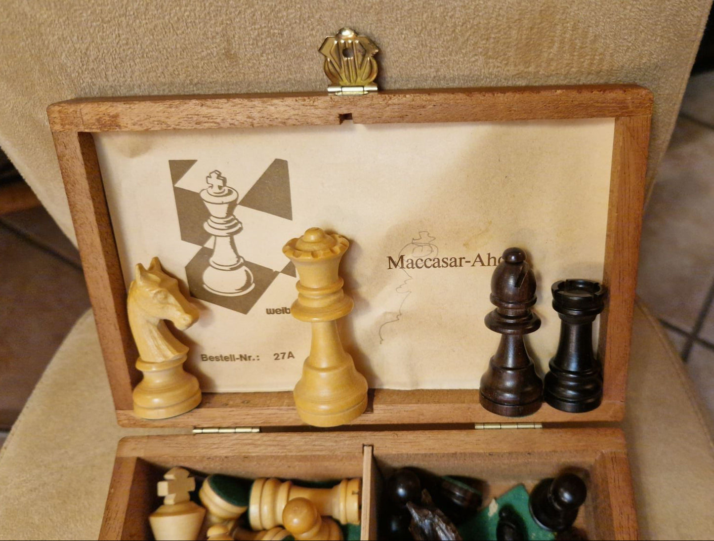 Maccasar Ebenholz + Ahorn Schachfiguren - weible