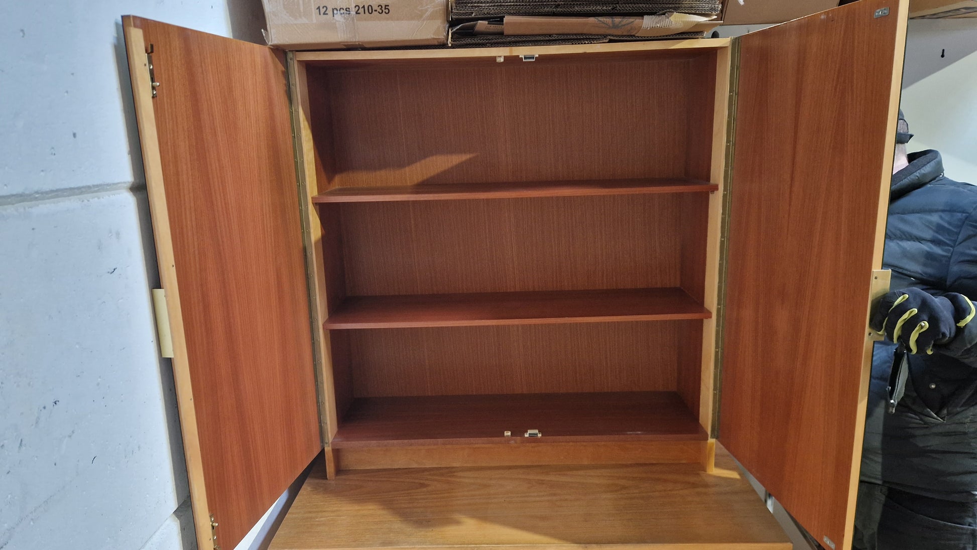 Mid-Century Spiegelschrank mit Kommode - Artikelbild von Fummel & Gedöns Secondhand-Store