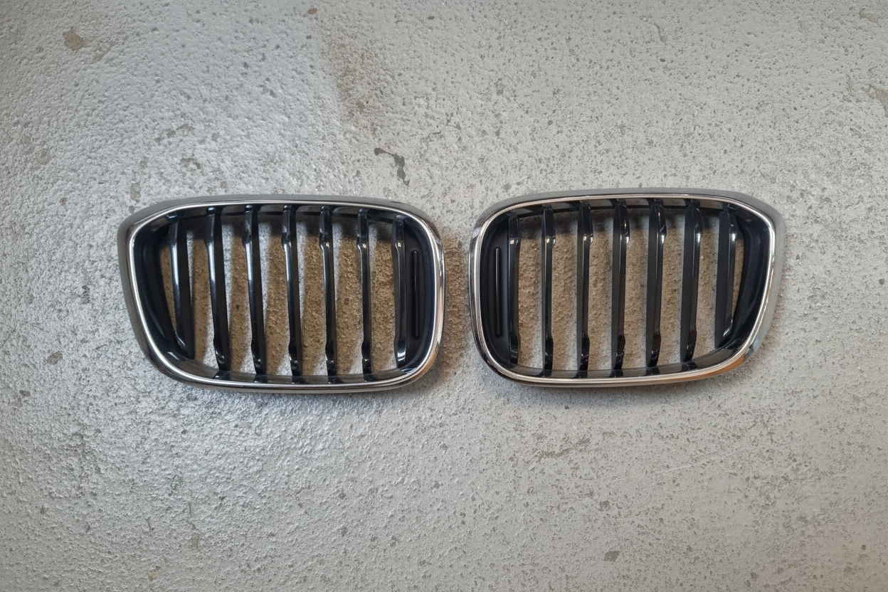 ORIGINAL BMW X3 G01 / X4 G02 xLine Kühlergrill Niere Silber/Schwarz NEU