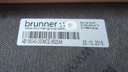 Brunner Sonato 8522 Stapelstuhl mit Armlehnen – Ahorn - Sonderanfertigung