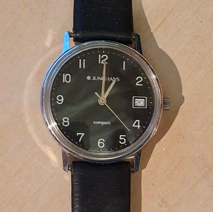 Junghans Compact Vintage Quarz-Armbanduhr