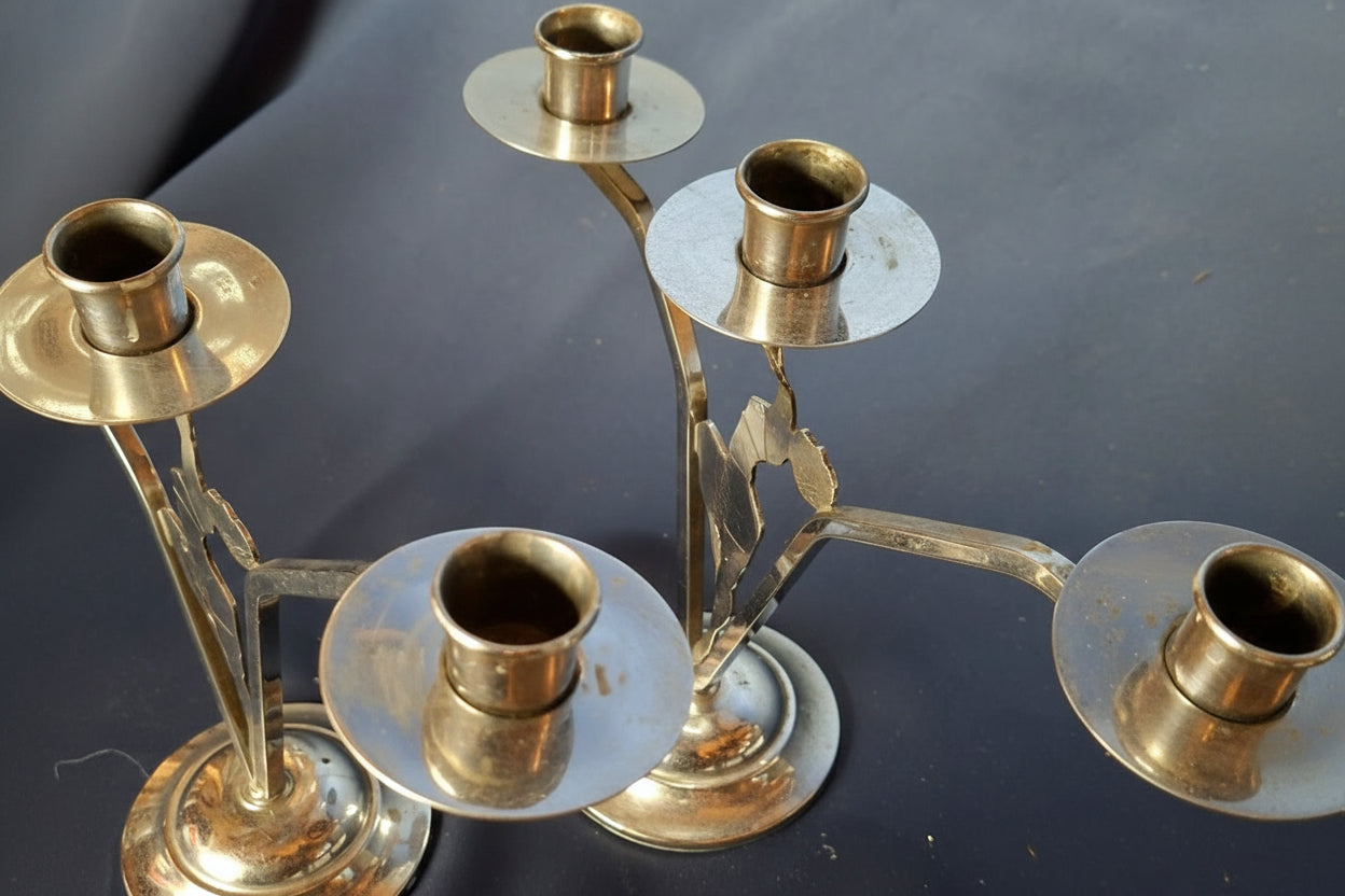 Paar Art-Déco Kerzenleuchter mit Tänzerinnen – Chrom – 1930er Jahre