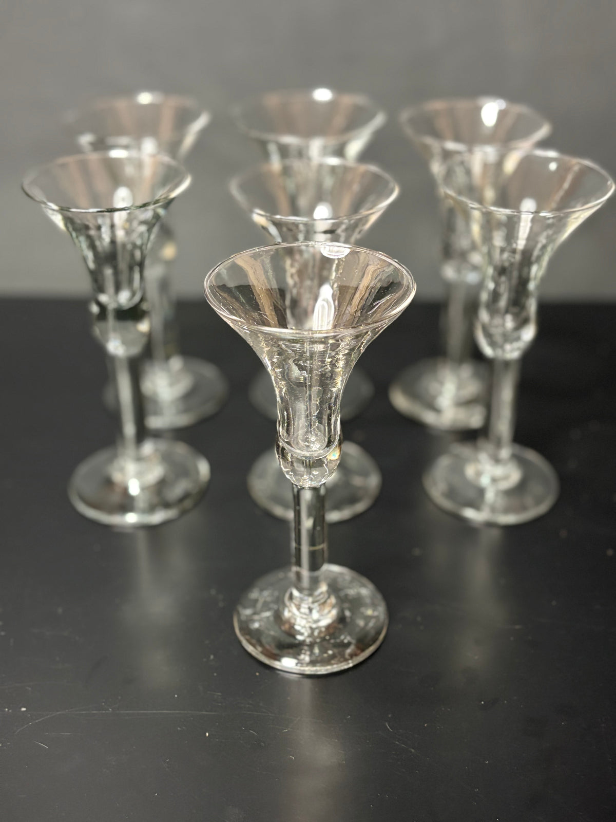 7er Set Gunther Lambert Sektgläser – mundgeblasen – Trompetenform mit Tropfenstiel - Artikelbild von Fummel & Gedöns Secondhand-Store