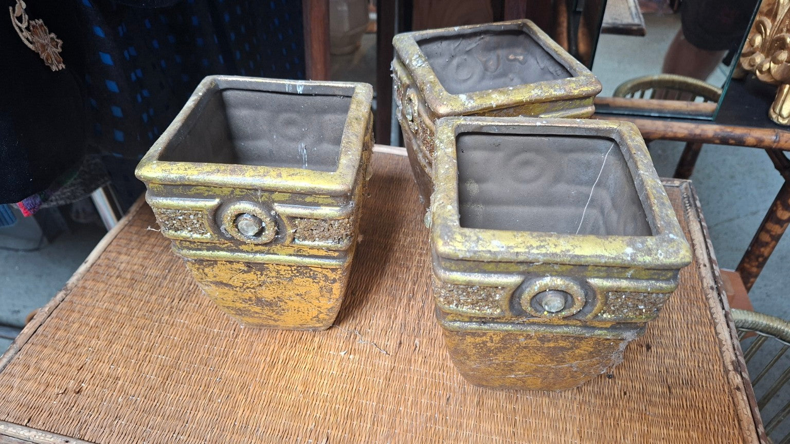 3er-Set Vintage Übertöpfe Gold – Hollywood Regency Glam - Artikelbild von Fummel & Gedöns Secondhand-Store