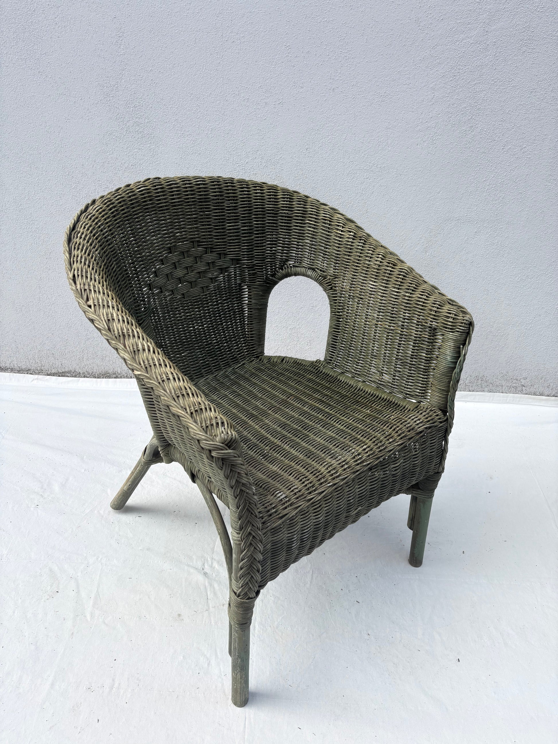 Vintage 8er Set Korbsessel in Olivgrau – rundes Flechtwerk - Artikelbild von Fummel & Gedöns Secondhand-Store