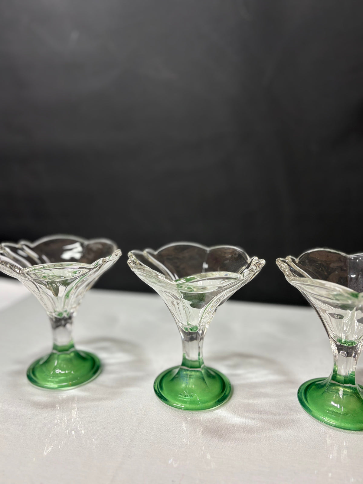 10er Set Borgonovo Dessertschalen / Eisbecher – grüner Fuß – Italien – Vintage