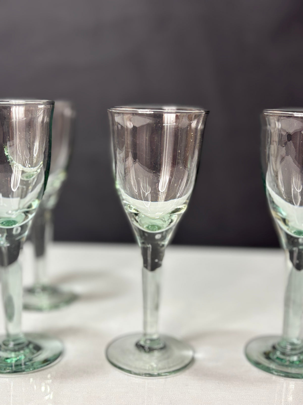 4er Set Vintage Weingläser – klares Glas mit Grün