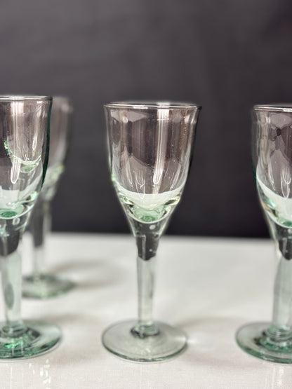 4er Set Vintage Weingläser – klares Glas mit Grün
