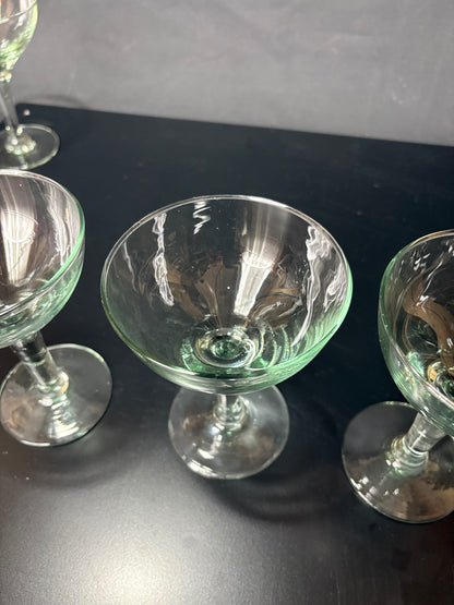 7er Set Vintage Margaritagläser aus grünlich transparentem Uranglas, Höhe 13,5 cm, Durchmesser 10 cm – Ansicht 4