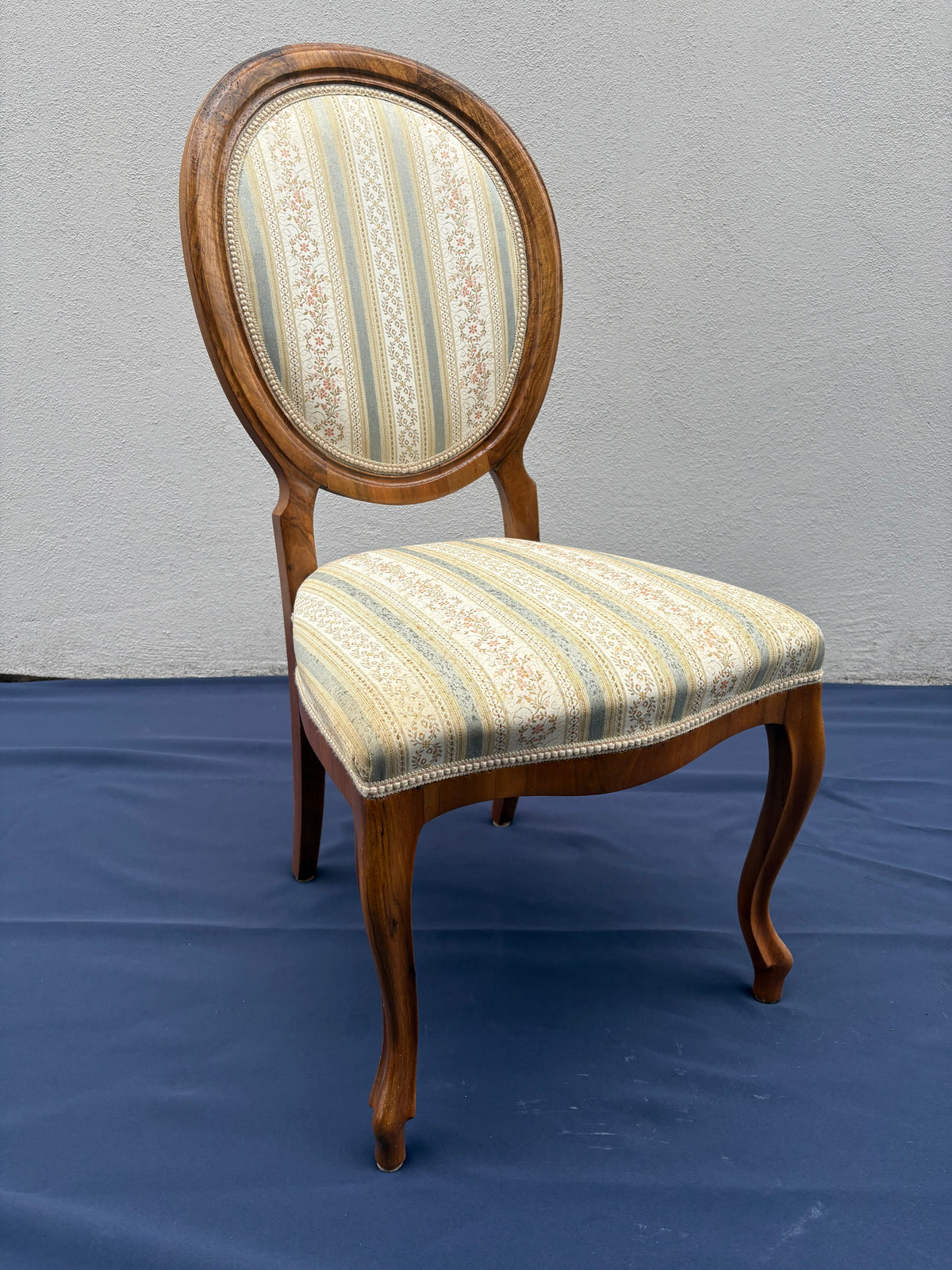 3 antike Mahagoni-Polsterstühle – Louis-Philippe / Neorokoko, 19. Jahrhundert - Artikelbild von Fummel & Gedöns Secondhand-Store