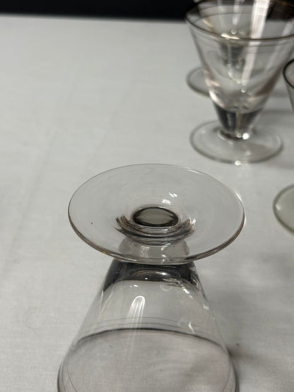 8er Set Vintage Cocktail-Gläser mit Silberrand & Liniendekor – 1950er/60er Jahre – Produktfoto 3