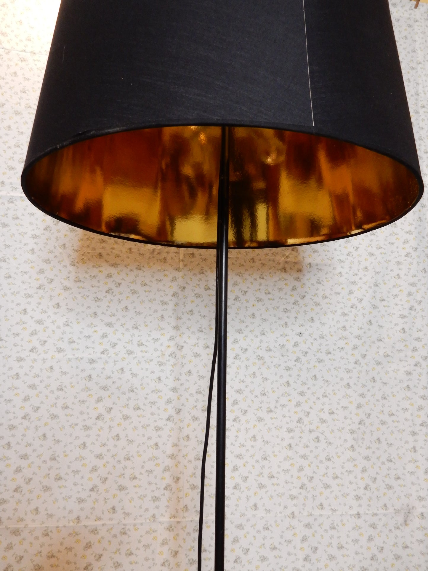 Handgefertigte Designer-Stehlampe