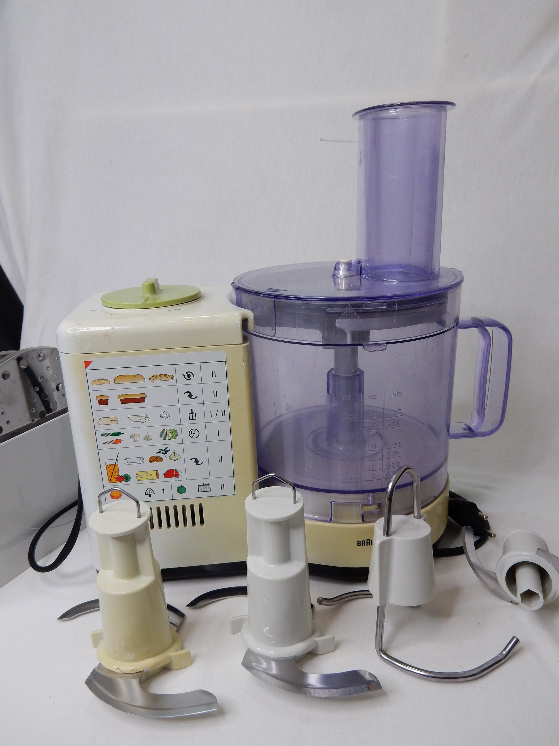 Küchenmaschine Braun Typ 4259 - Artikelbild von Fummel & Gedöns Secondhand-Store