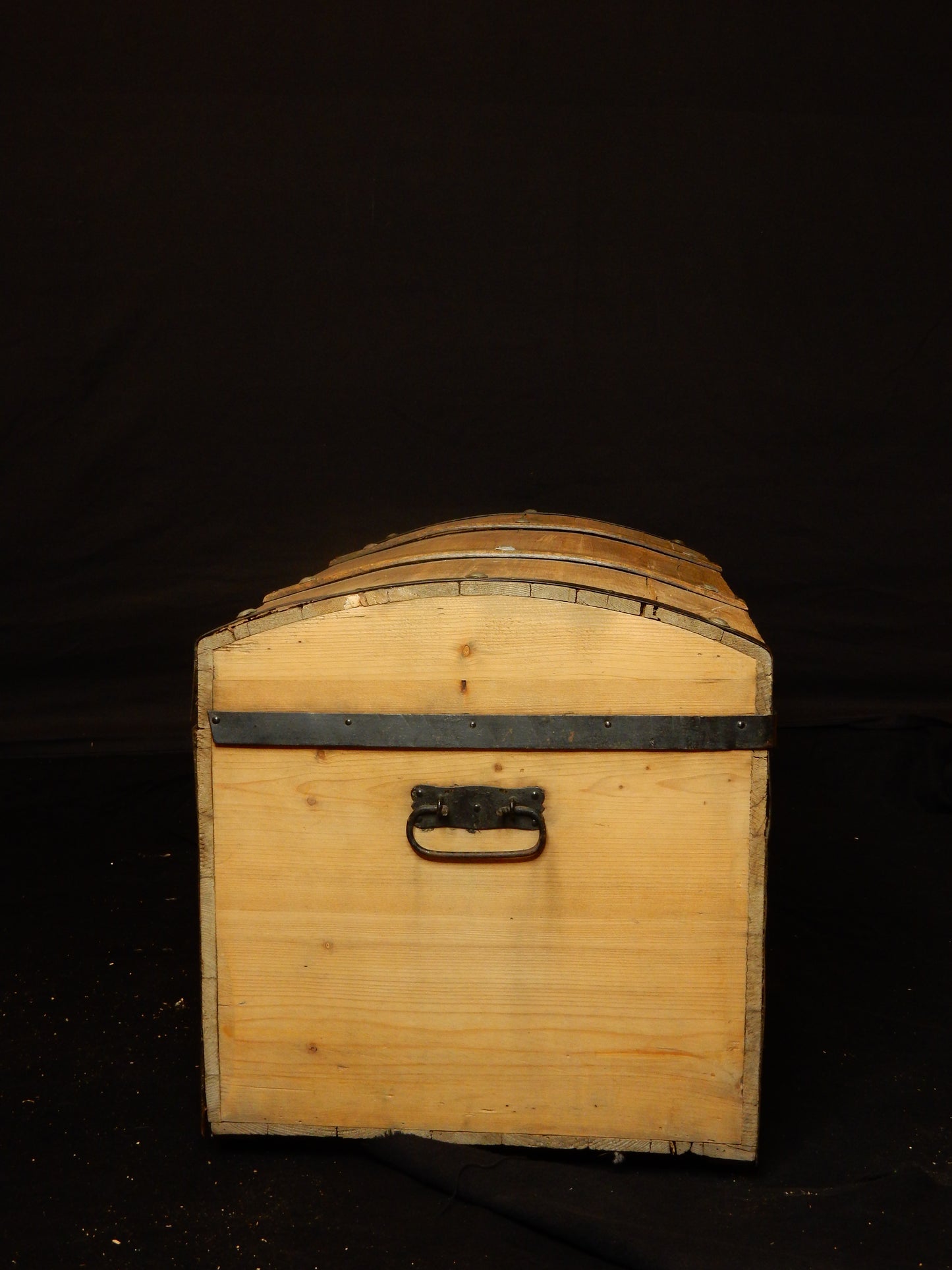 Vintage Holztruhe – Rustikale Kiste / Schatztruhe