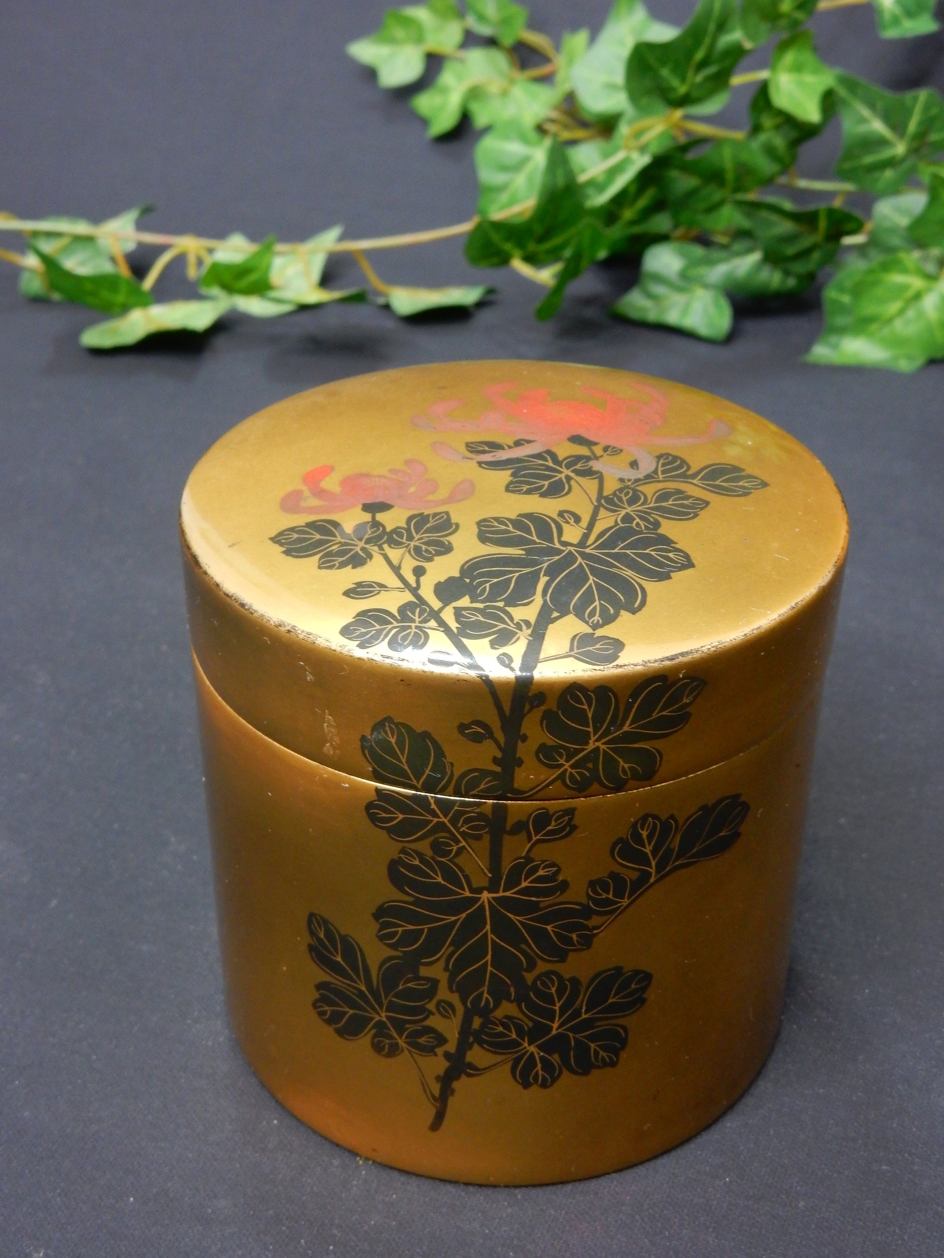 Japanisches Untersetzer-Set (10-teilig) - Golden Flower - Artikelbild von Fummel & Gedöns Secondhand-Store