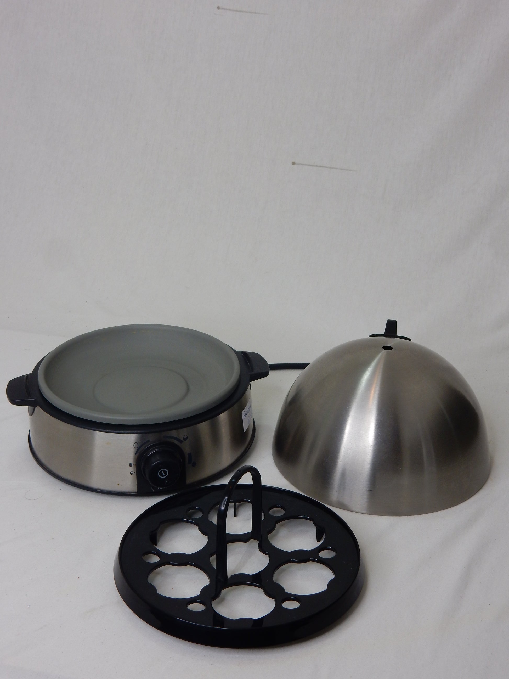 Elektrischer Eierkocher / Dampfgarer aus Edelstahl - Artikelbild von Fummel & Gedöns Secondhand-Store