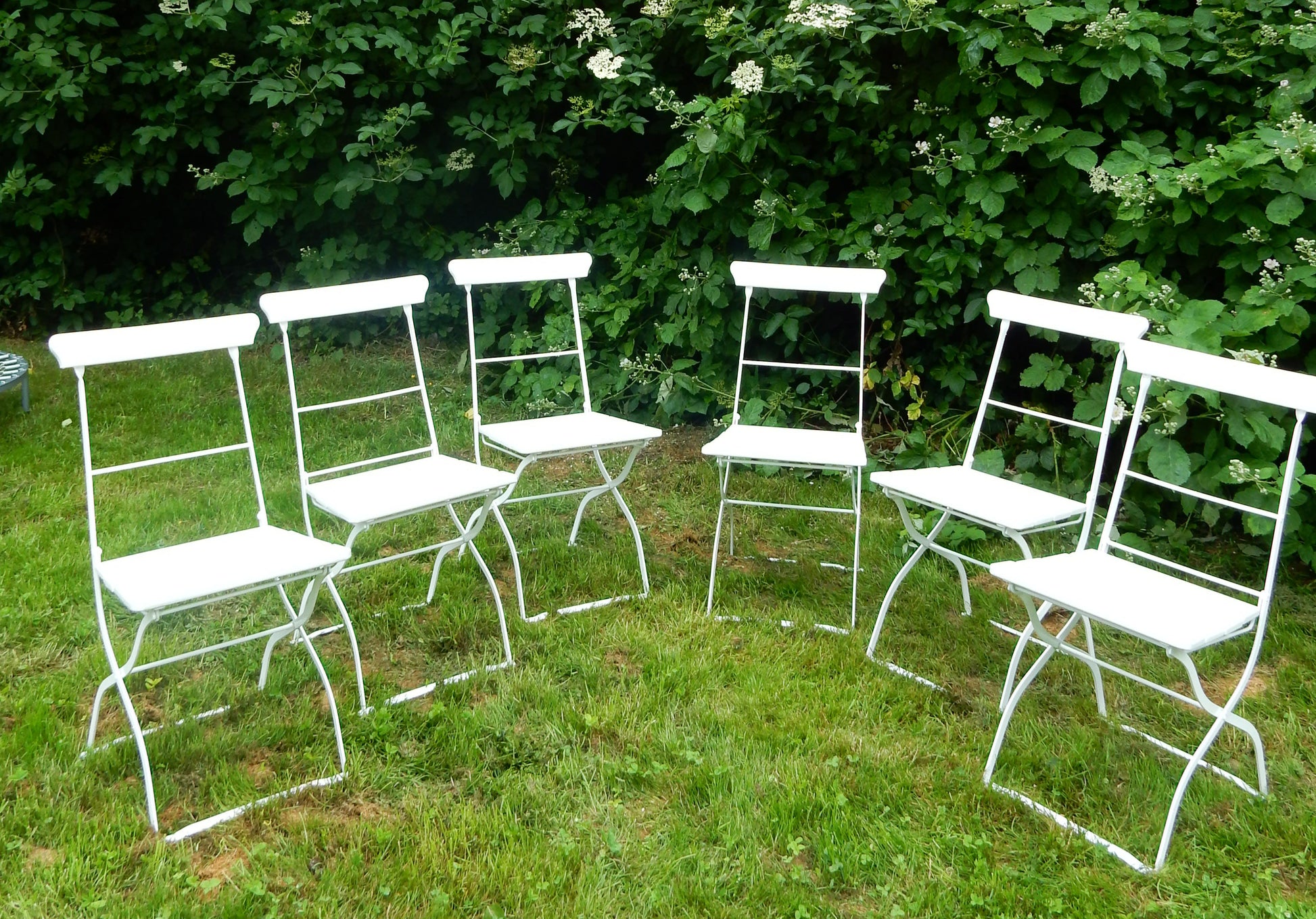 Originale französische Bistrostühle – restauriertes 6er-Set - Artikelbild von Fummel & Gedöns Secondhand-Store