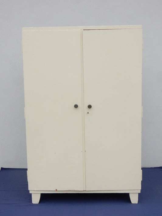 Retro Holzschrank - Landhausstil - weiß
