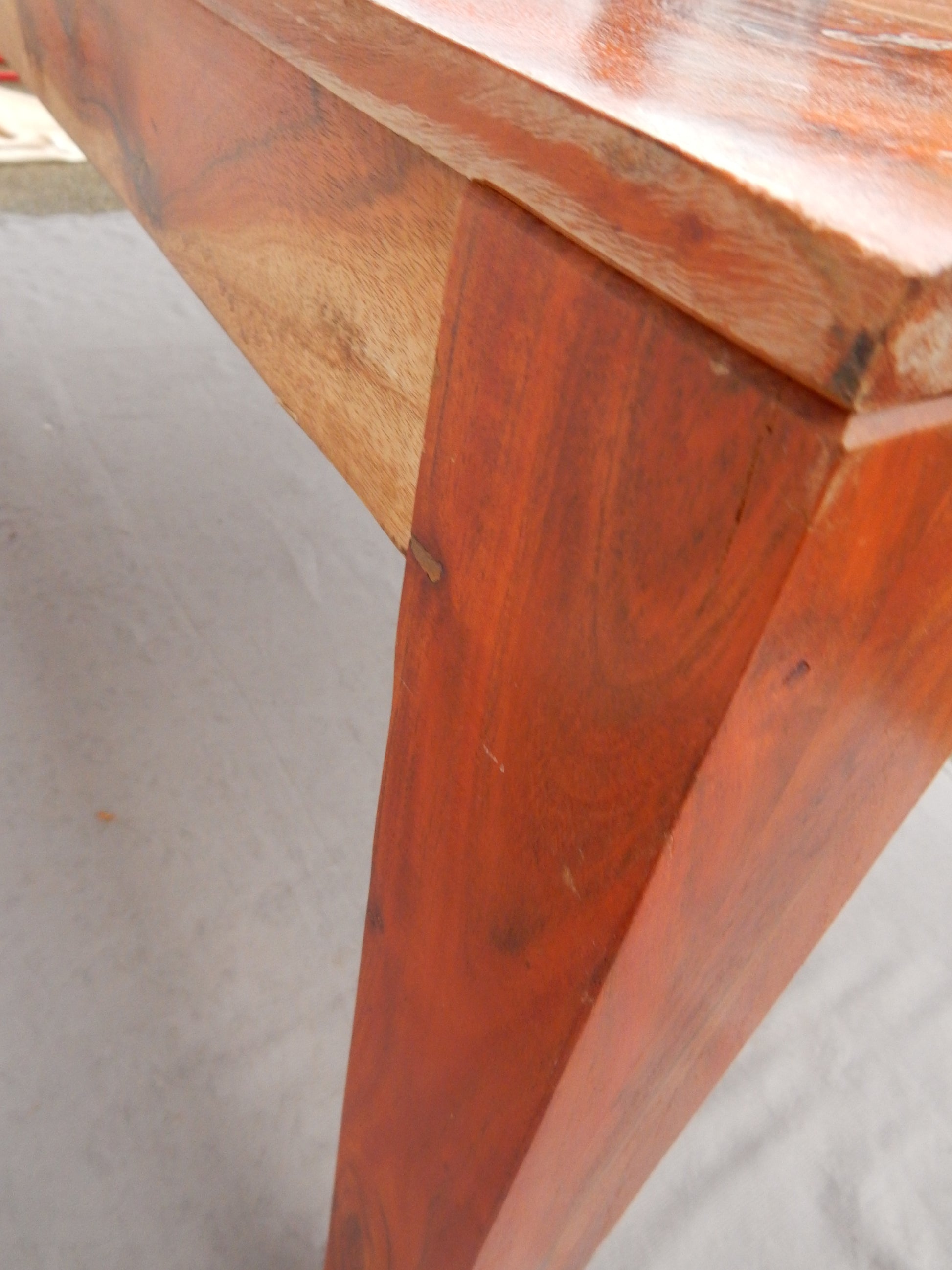 Massivholz-Esstisch aus Sheesham - Artikelbild von Fummel & Gedöns Secondhand-Store