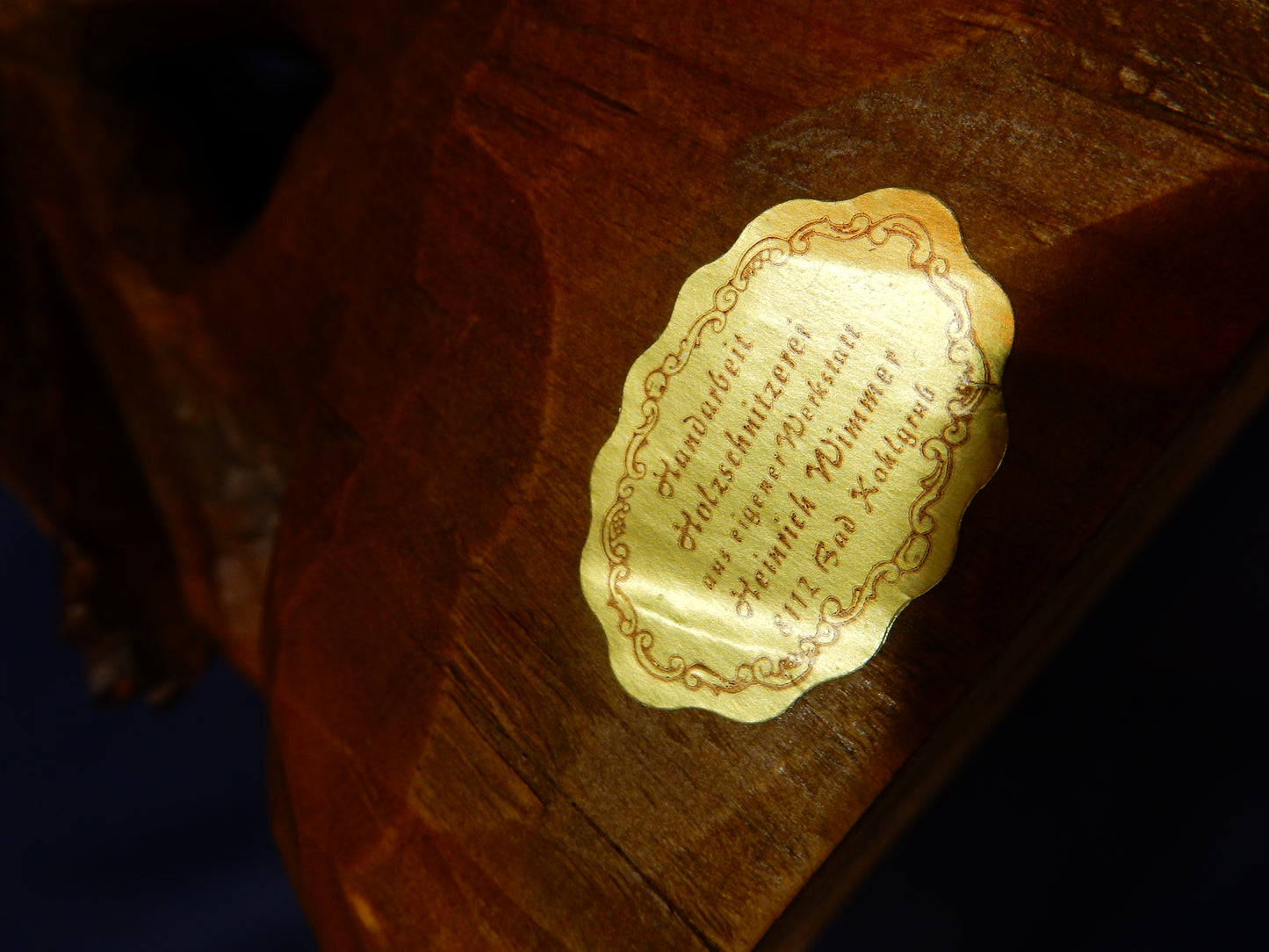 Eulenpaar – Handgeschnitzte Holzfigur von Heinrich Wimmer