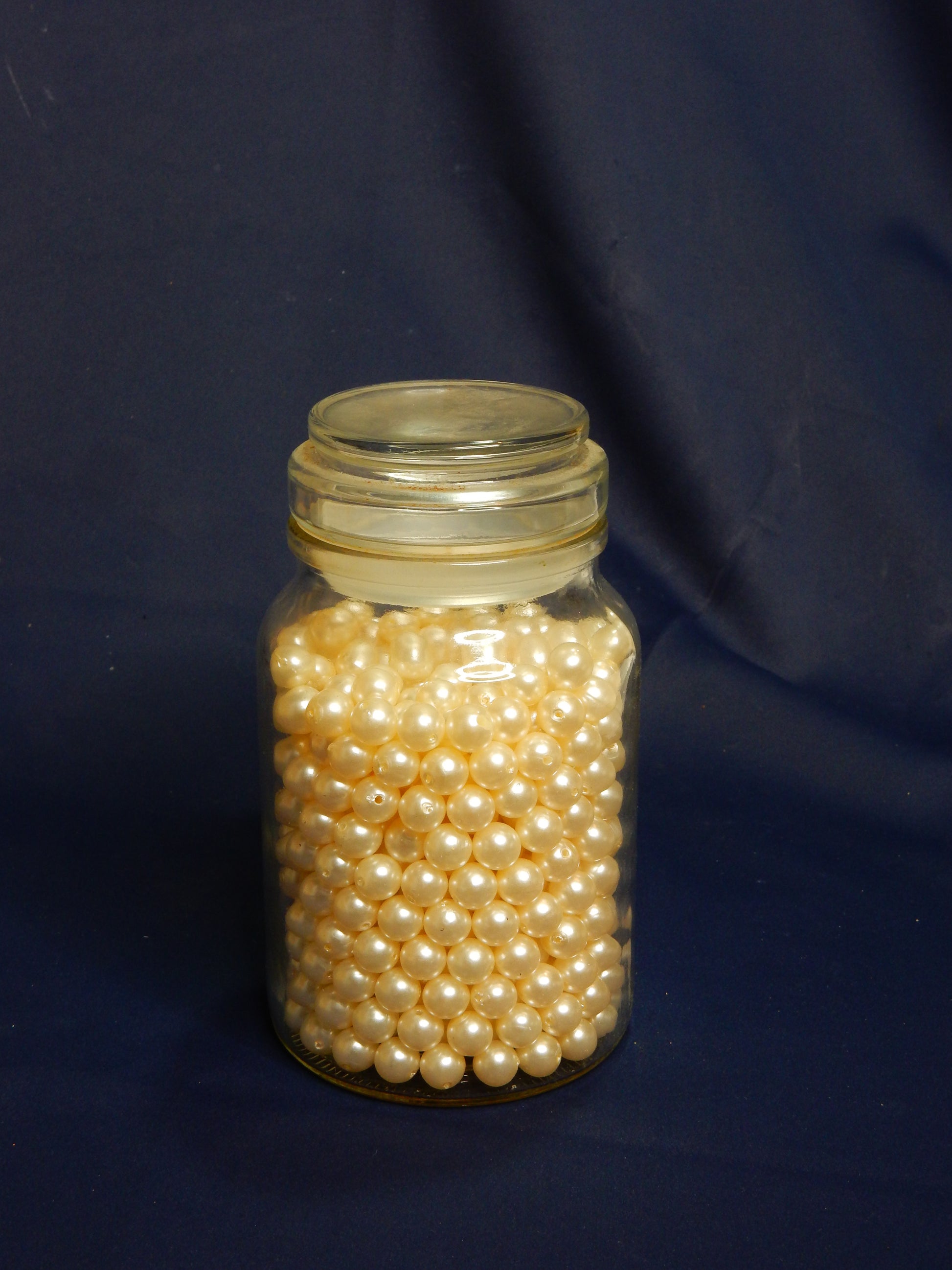 12 mm Imitations-Perlen (Acryl/ABS) – ca. 700 Stück, elfenbein-weiß - Artikelbild von Fummel & Gedöns Secondhand-Store