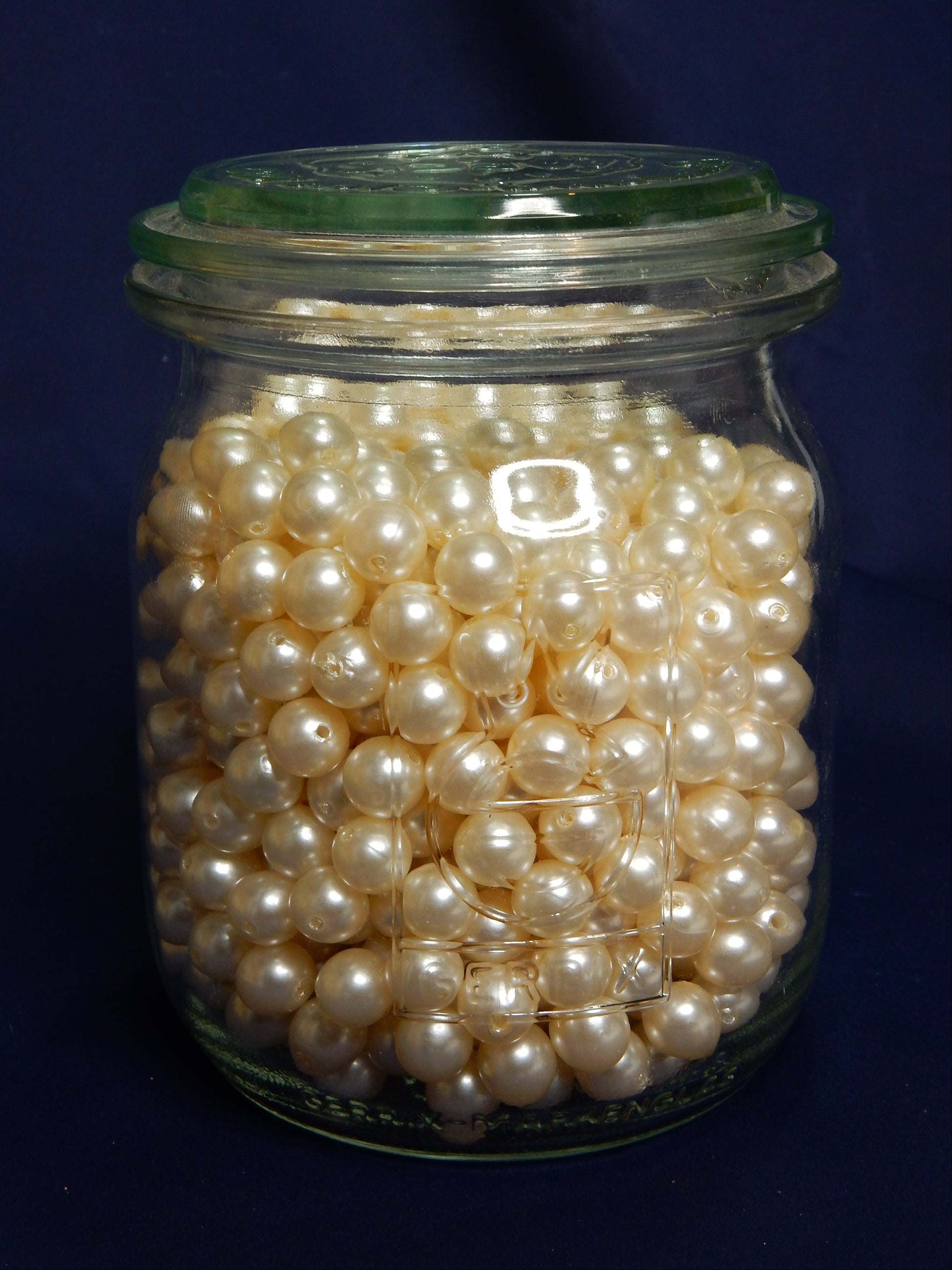 10 mm Imitations-Perlen (Acryl/ABS) – ca. 1600 Stück, elfenbein-weiß - Artikelbild von Fummel & Gedöns Secondhand-Store