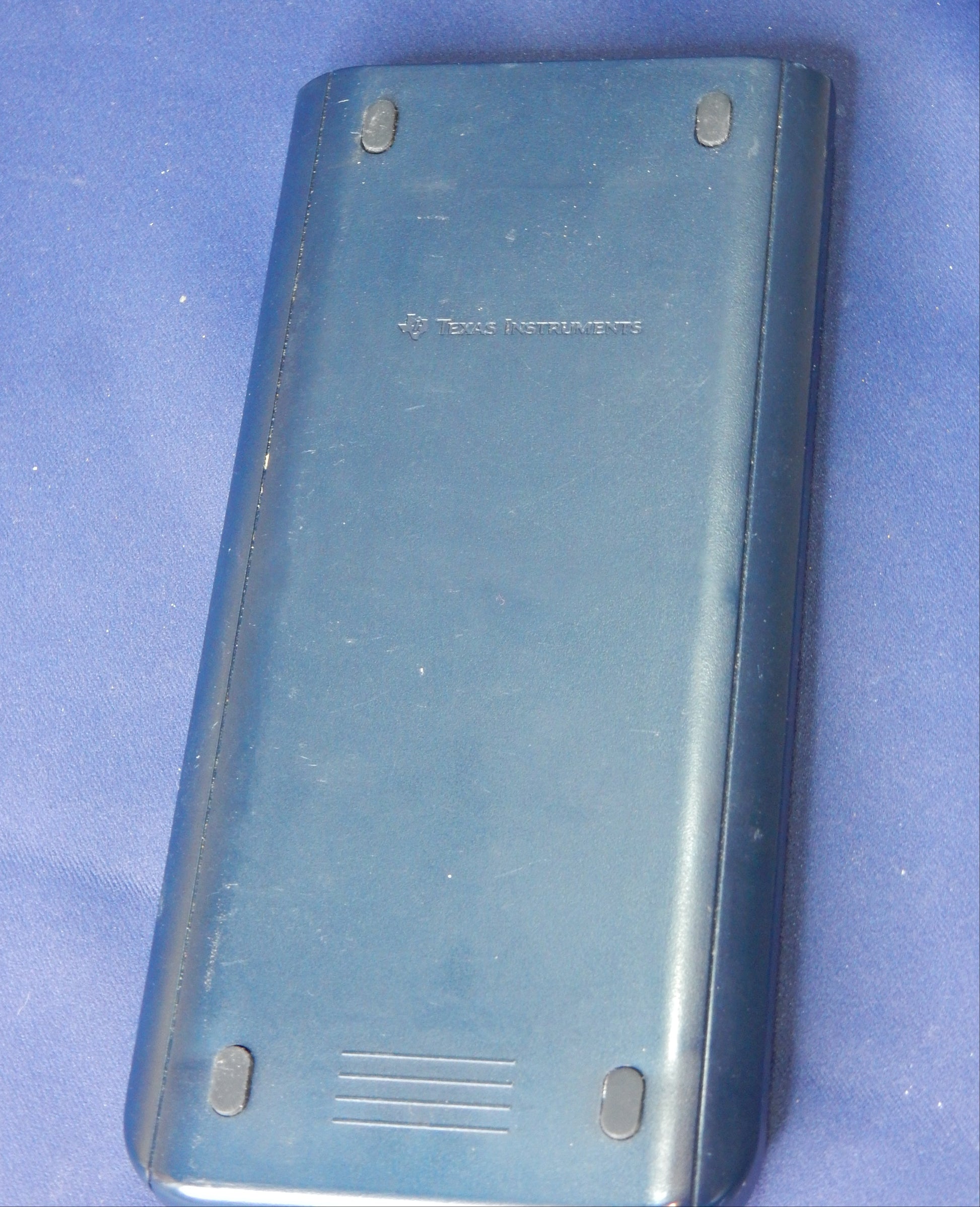 Texas Instruments TI-Nspire CX Grafikrechner - Artikelbild von Fummel & Gedöns Secondhand-Store