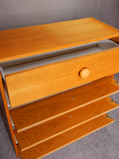 Schuhschrank in skandinavischem Design