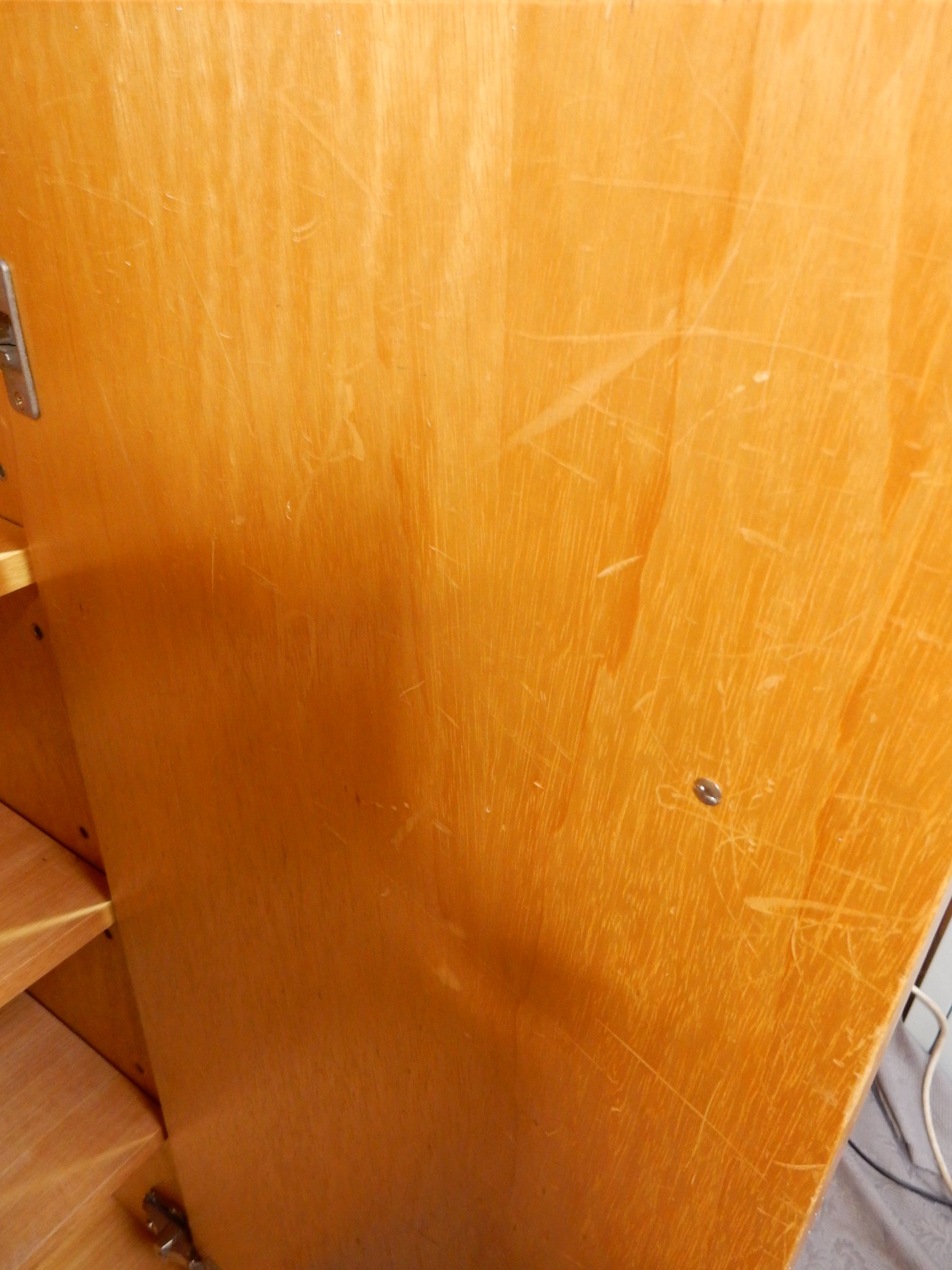 Highboard im Mid-Century-Stil - Artikelbild von Fummel & Gedöns Secondhand-Store