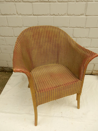 Original Lloyd Loom W. Lusty & Sons Sessel Vorderansicht